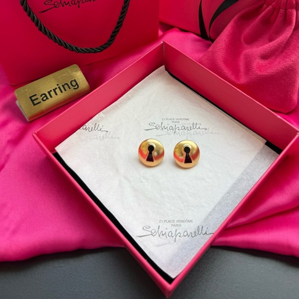 🔑 Schiaparelli Iconic Keyhole Earrings 🔑